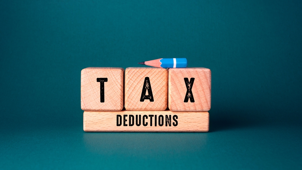 5 steps to take now to cut your 2022 tax liability: Defer or accelerate income and deductions Image